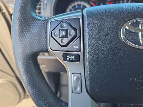 Used 2019 Toyota 4Runner SR5 Premium image 23