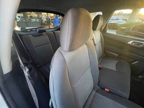 Used 2017 Nissan Pathfinder S image 18