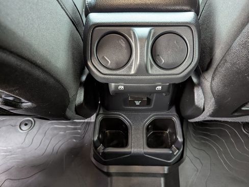 Used 2021 Jeep Gladiator Rubicon w/ LED Lighting Group image 15