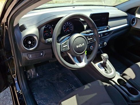 Certified 2023 Kia Forte LXS FWD image 26