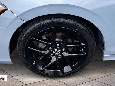 Used 2022 Honda Civic Sport image 9