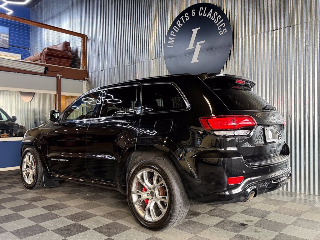 Used 2014 Jeep Grand Cherokee SRT8 w/ Luxury Group II AWD/4WD image 4