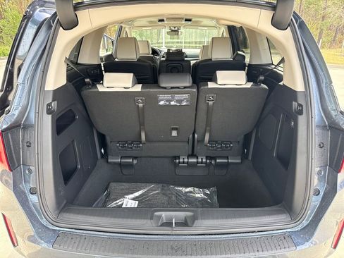 New 2026 Honda Odyssey Elite image 25
