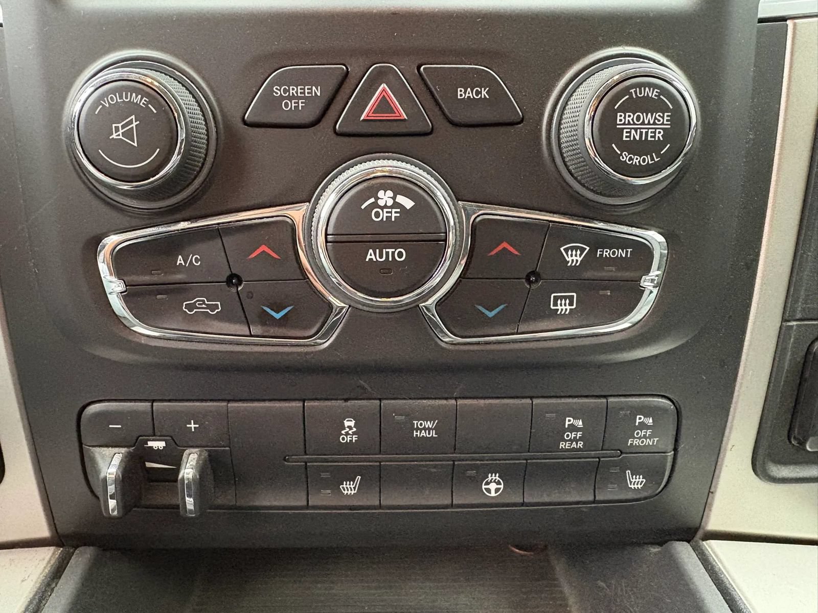 Used 2017 RAM 1500 Big Horn AWD/4WD image 16