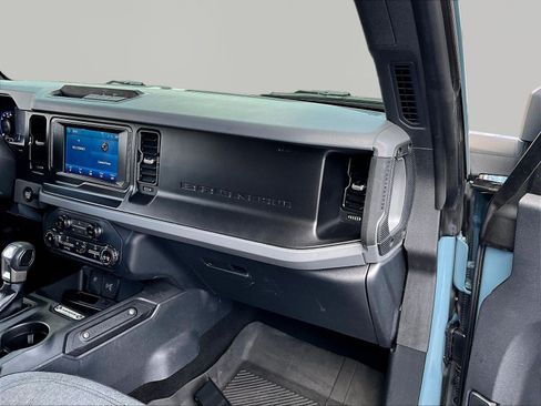 Used 2022 Ford Bronco 4-Door AWD/4WD image 26
