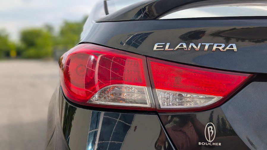 Used 2013 Hyundai Elantra GLS w/ Preferred Pkg FWD image 8