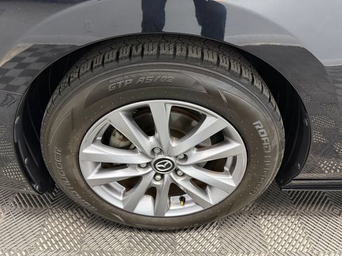 Used 2020 MAZDA MAZDA3 Sedan FWD image 21