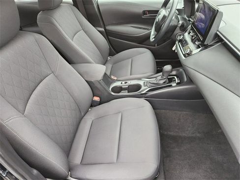Certified 2024 Toyota Corolla LE image 9