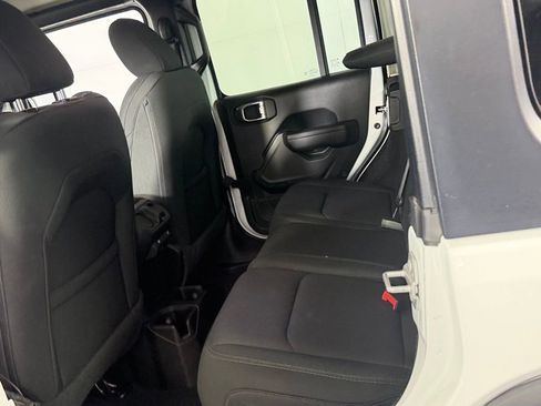 Certified 2022 Jeep Wrangler Unlimited Sport AWD/4WD image 26