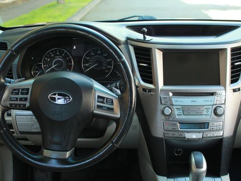 Used 2012 Subaru Legacy 2.5i Limited AWD/4WD image 25