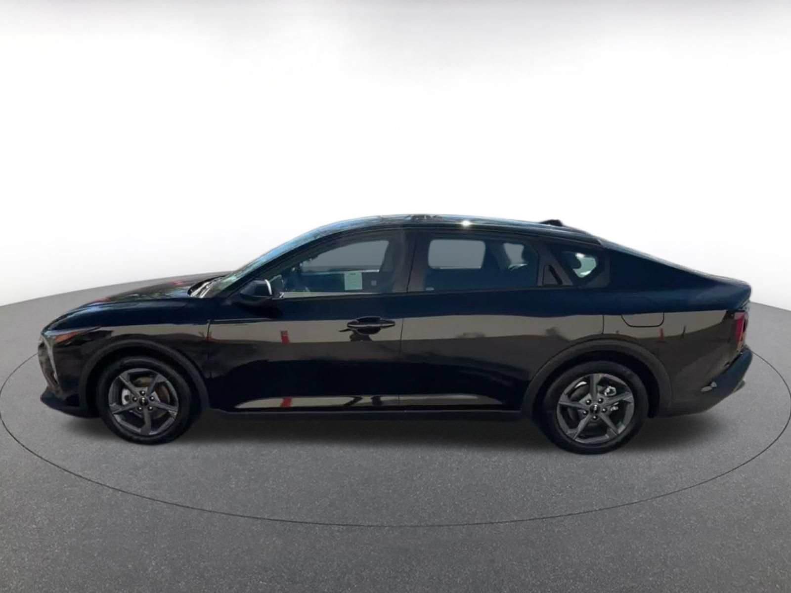 Used 2026 Kia K4 FWD image 7