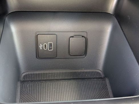 New 2026 Ford Explorer Active w/ Active Comfort Package image 36