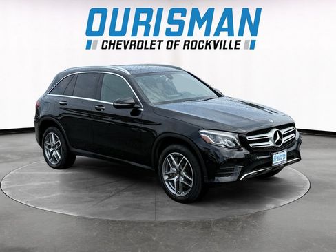 Used 2017 Mercedes-Benz GLC 300 4MATIC image 1