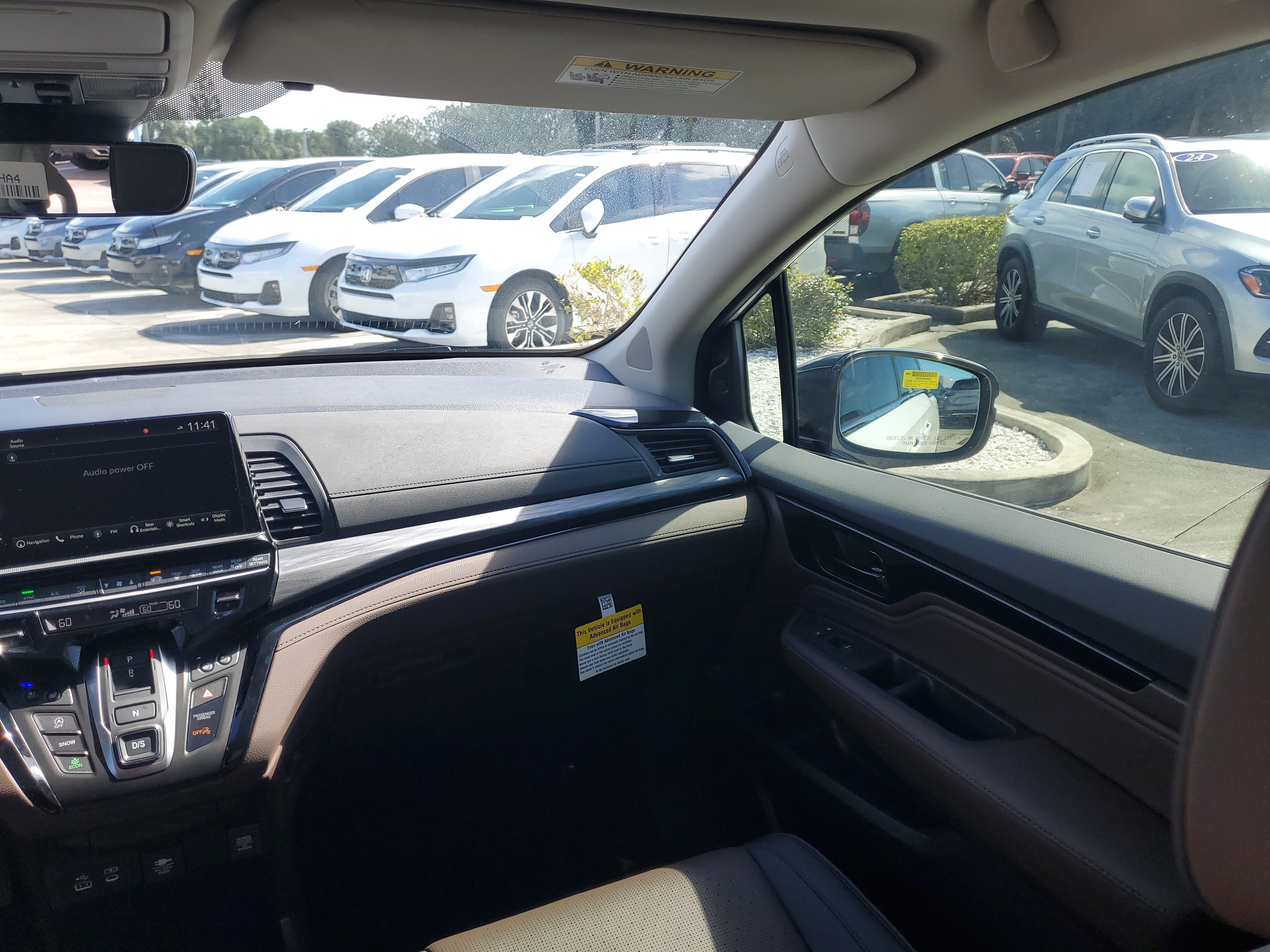 New 2027 Honda Odyssey Elite image 16