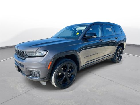 Used 2023 Jeep Grand Cherokee L Limited w/ Black Appearance Package image 39