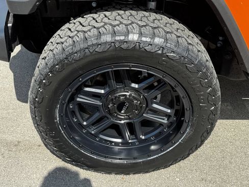 Used 2026 Jeep Wrangler Unlimited Sahara AWD/4WD image 44