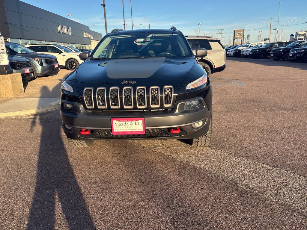 Used 2018 Jeep Cherokee Trailhawk w/ Quick Order Package 27L AWD/4WD image 2