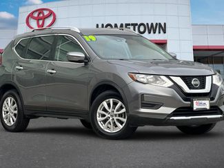 Used 2019 Nissan Rogue SV video 2