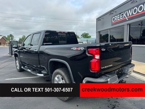 Used 2020 Chevrolet Silverado 2500 LTZ w/ LTZ Premium Package AWD/4WD image 3