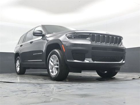 New 2025 Jeep Grand Cherokee L Laredo image 47