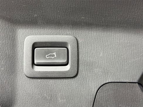 Certified 2023 MAZDA CX-9 Carbon Edition image 43