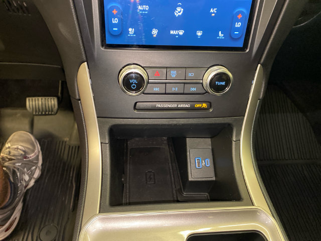 Used 2024 Ford Edge SEL w/ Convenience Package AWD/4WD image 22