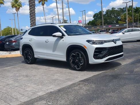 New 2026 Volkswagen Tiguan SEL R-Line AWD/4WD image 2
