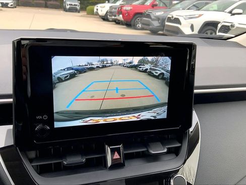 Used 2023 Toyota Corolla LE image 27