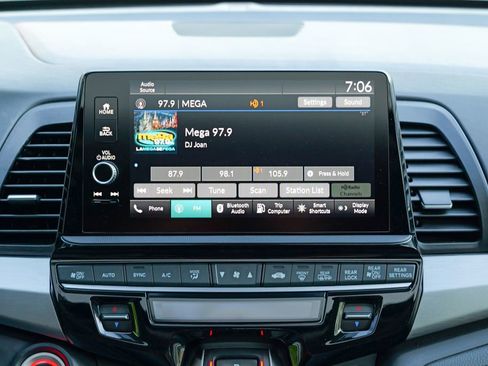 Used 2025 Honda Odyssey EX-L image 46