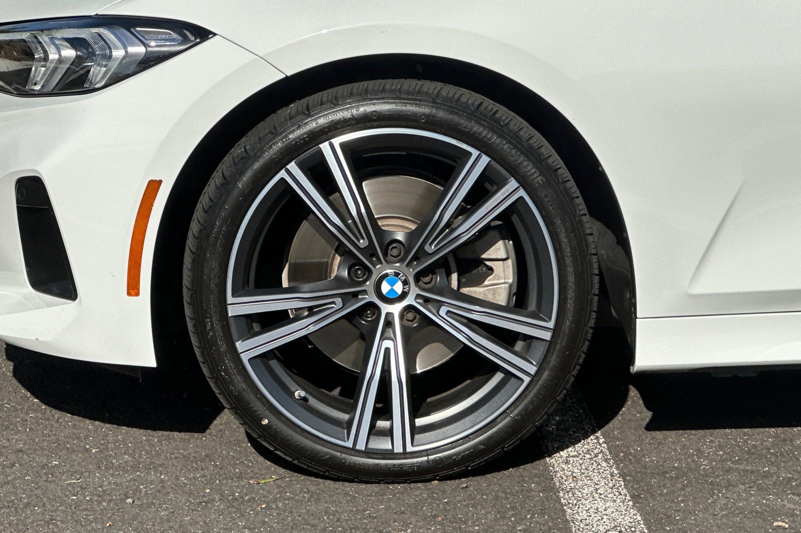 Certified 2024 BMW 330i Sedan w/ Premium Package RWD image 37