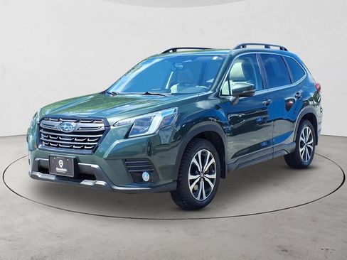 Used 2023 Subaru Forester Limited AWD/4WD image 1