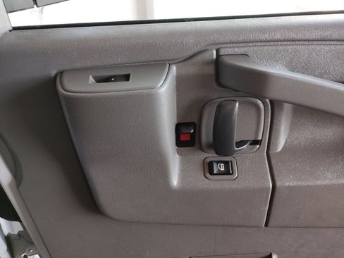 Used 2023 Chevrolet Express 2500 w/ Driver Convenience Package RWD image 12