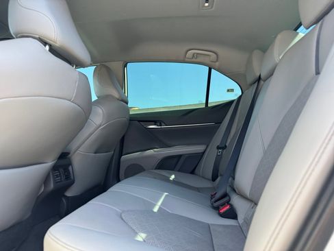 Used 2021 Toyota Camry XSE FWD image 17