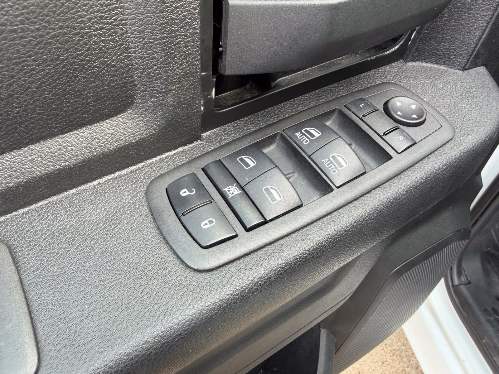 Used 2022 RAM 3500 Tradesman AWD/4WD image 26