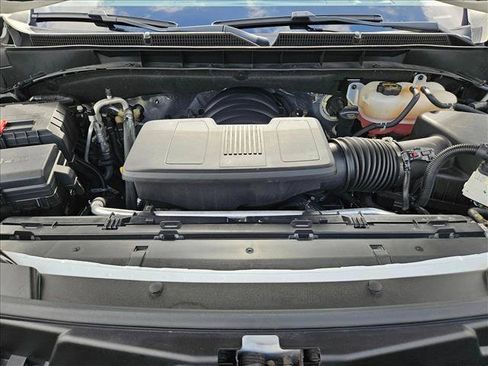 Used 2024 GMC Yukon SLT RWD image 22