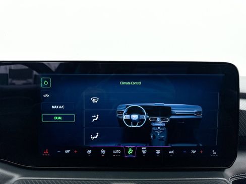 Used 2024 Ford Mustang GT Premium image 22