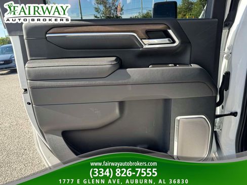 Used 2025 Chevrolet Silverado 3500 High Country w/ High Country Premium Package AWD/4WD image 30