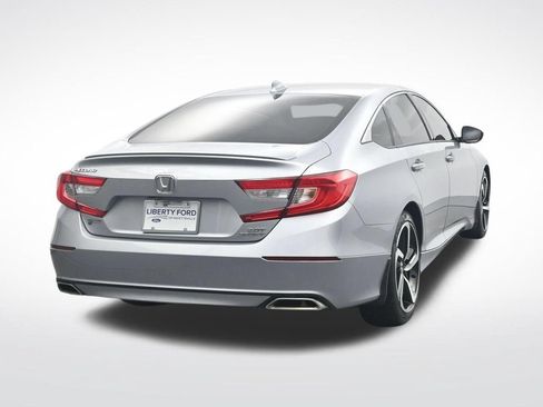 Used 2018 Honda Accord Sport image 7