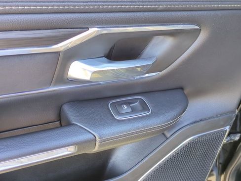Used 2024 RAM 1500 Laramie image 15
