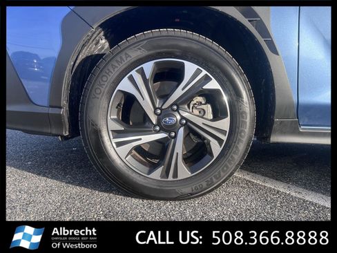 Used 2024 Subaru Crosstrek 2.0i Premium image 31