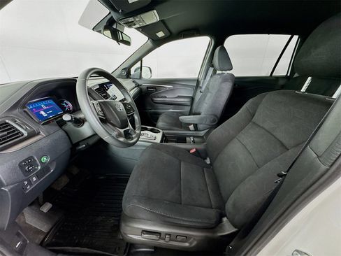 Used 2022 Honda Pilot Sport image 18