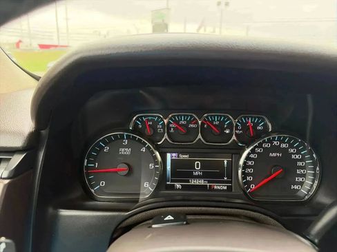 Used 2015 Chevrolet Tahoe LTZ RWD image 17