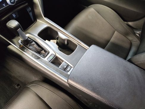 Used 2019 Honda Accord LX image 26
