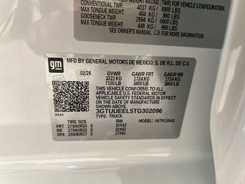 New 2026 GMC Sierra 1500 AT4 w/ AT4 Premium Package AWD/4WD image 31