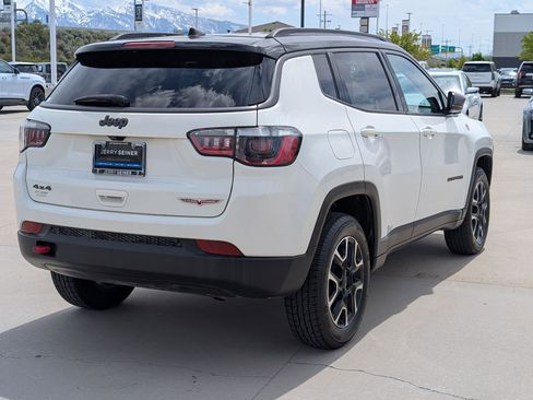 Used 2020 Jeep Compass Trailhawk AWD/4WD image 5