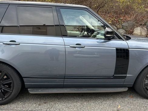 Used 2020 Land Rover Range Rover HSE image 17