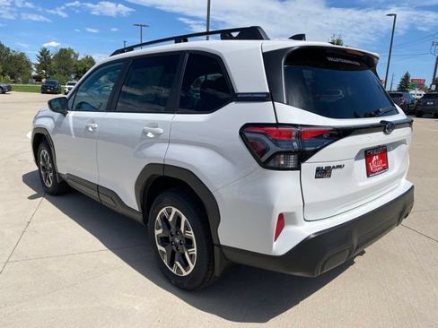 New 2026 Subaru Forester Premium AWD/4WD image 3
