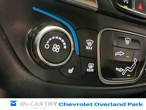 Used 2022 Chevrolet Equinox LT FWD image 23