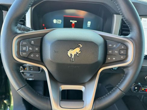 New 2025 Ford Bronco Outer Banks image 13