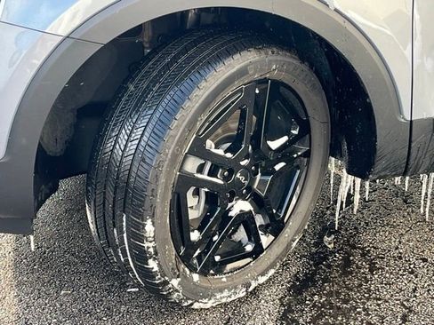 Certified 2024 Kia Telluride SX X-Line image 3